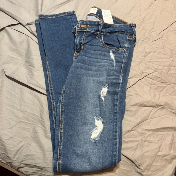 Hollister Jeans - Picture 4 of 8